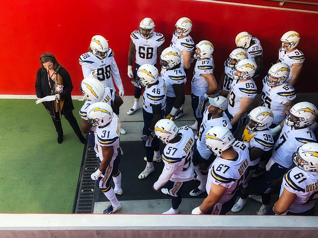 育机构的大 育机构的大